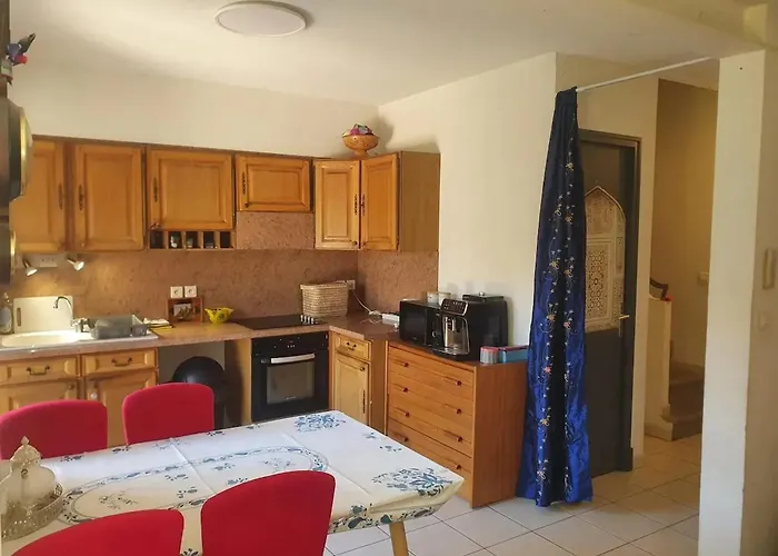 Maison Confortable A Avec Jardin Prive *